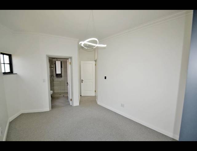 5 BEDROOM HOUSE FOR SALE IN BENMORE GARDENS